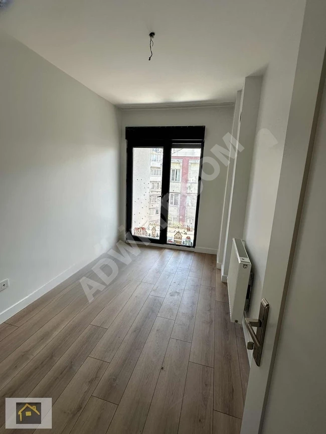 CADDEDEN H.EDİP ADIVARDA OTOPARKLI, BAHÇELİ, 4+1 DUBLEKS DAİRE