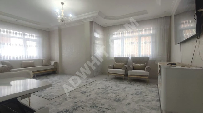 SEFAKÖY TEYFİKBEY DE SATILIK TADİLATLİ 3+1 130M2 ARAKAT DAİRE