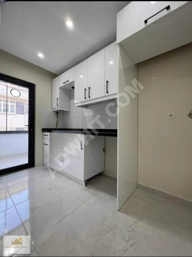 YEŞİLOVA'DA SATILIK SIFIR 2+1 80 M2 BALKONLU ARAKAT DAİRE.