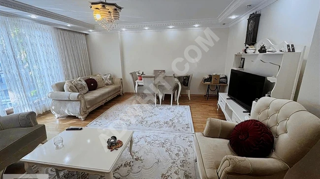 CADDEDEN H. EDİP ADIVARDA CADDE ÜZERİ 3+1 SATILIK DAİRE