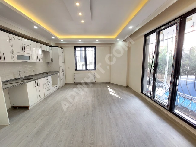 For sale: A new 2+1 apartment, 80 square meters, in Sefaköy with a high entrance.