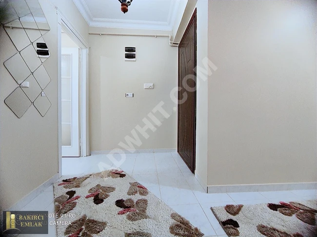 For sale: Duplex 3+3 in BAKIRCIDAN K.ÇEKMECE SEFAKÖY TEVFİKBEY