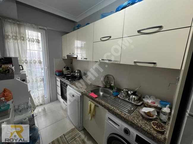 ROYAL'DEN SEFAKÖY MERKEZDE 2+1 SİTE İÇİ OTOPARKLI DAİRE