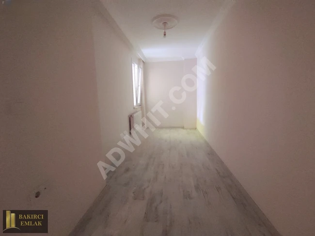 New duplex 3 + 2 for sale in BAKIRCIDAN K.ÇEKMECE SEFAKÖY TEVFİKBEY