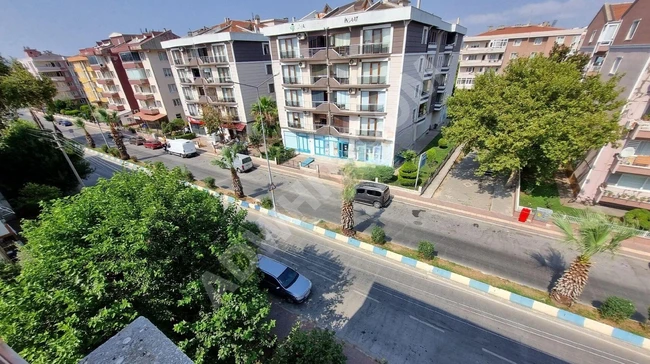 SAHİBİNDEN SATILIK KOMİSYONSUZ MERKEZİ KONUMDA CADDE CEPHE DAİRE