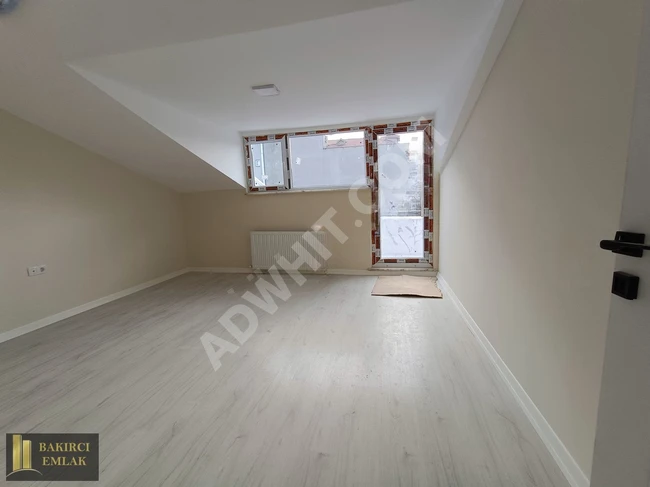 New duplex 3+3 for sale in the center of KÜÇÜKÇEKMECE SEFAKÖY