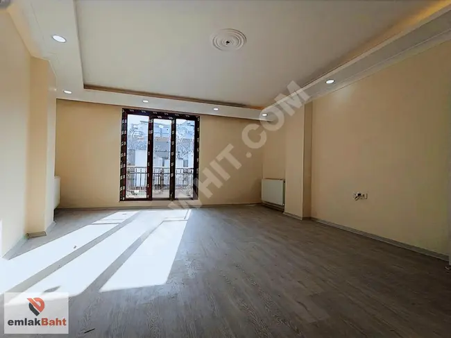 FEVZİÇAKMAKTA ARMONİ AVM VE PAZARA YAKIN 6+2 220 m2 DUBLEX DAİRE