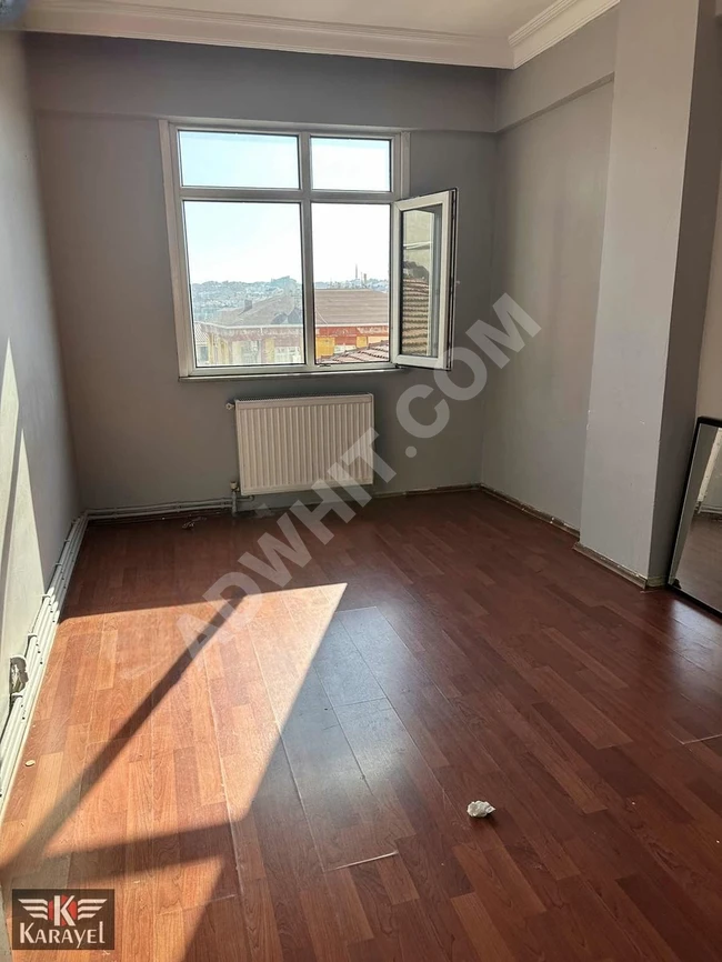 TRANWAY DURAĞINDA 5 DAKİKA 3+1 KİRALIK DAİRE ARA KAT