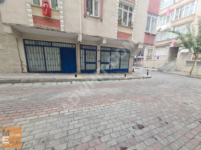 KİRALIK DÜKKAN! 50m2 DÜZ GİRİŞ KÖŞE BAŞI DEPOYA OFİSE UYGUN!