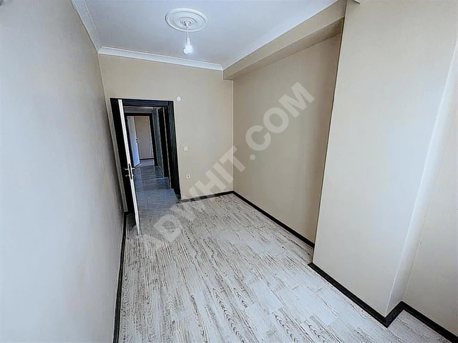 Apartment for sale 2+1 on the borders of Cumhuriyet in Sultanmurat and Kanarya