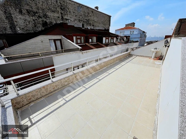 4+1 duplex apartment with a front facade in TEPEÜSTÜ Square from CENNET PARK EMLAK.