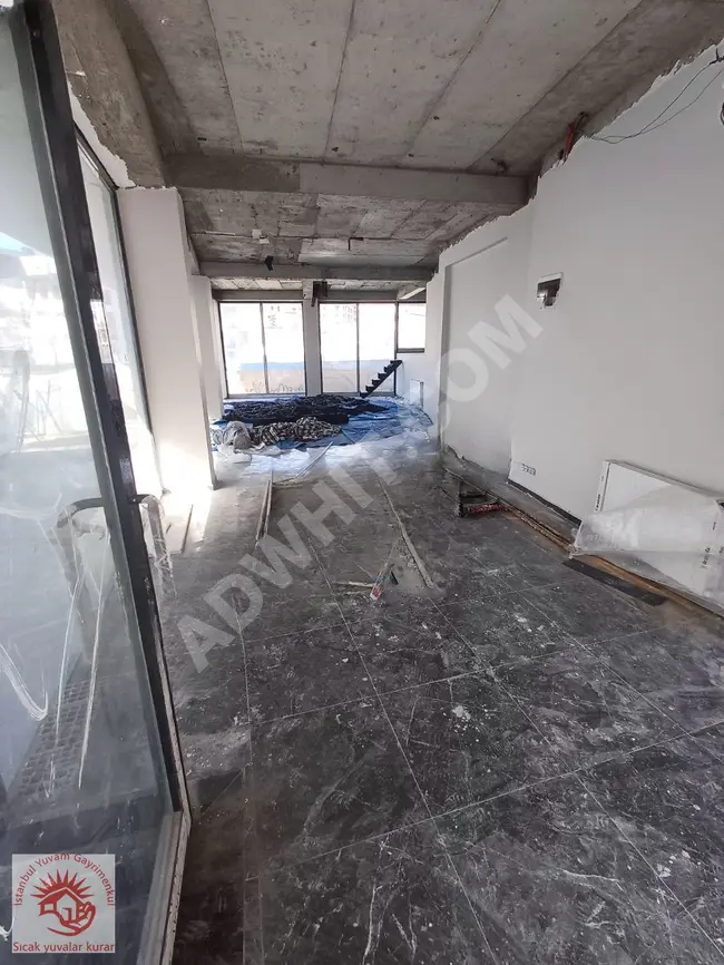 Commercial property for sale with an area of 110 square meters in the district of ZEYTİNBURNU Velifendi.