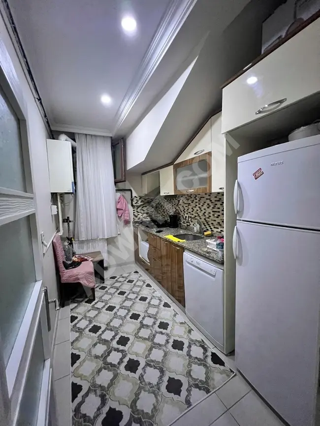 TRAMVAYA YAKIN 9 YILLIK BİNANDA 1+1 BAHÇE KATI SATILIK DAİRE