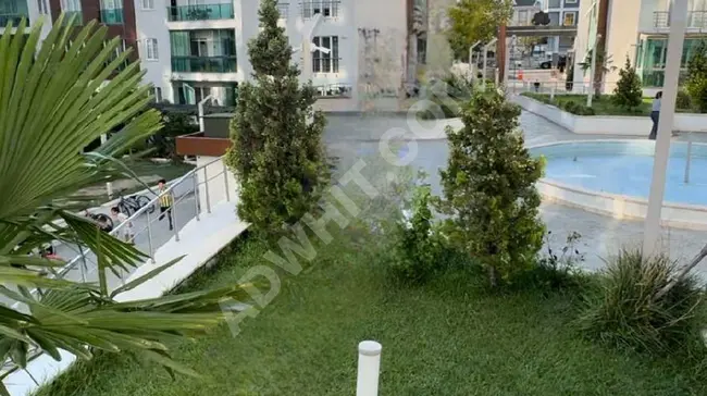 Beylikdüzü adnan kahvecıde sitede 3+1 satılık güzel sitede