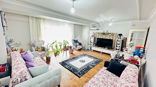 **BURAK **tan  SATILIK  3+1. 135m2. 2.KAT.  BÜYÜK  KULLANIŞLI  FIRSAT  DAİRE