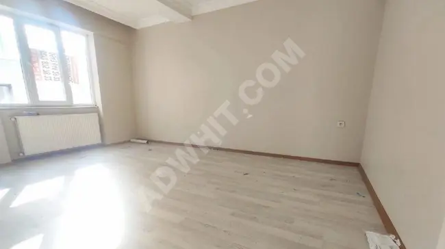 Beylikdüzü Kavaklı merkezde 3 kat ön cephe 2+1 kiralık daire