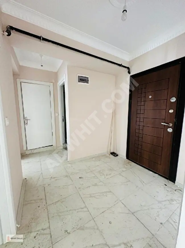 **BURAK**tan  SATILIK  2+1..2.KAT..95m2.  KULLANIŞLI  DAİRE