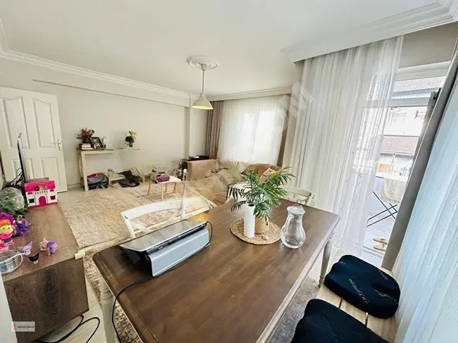 **BURAK**tan,SATILIK  3+1. 130m2..2.KAT. ASANSÖRLÜ  CADDE ÜSTÜ DAİRE