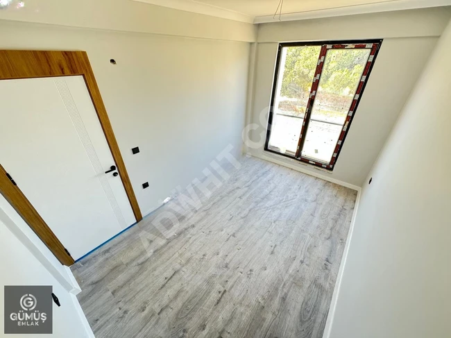 GÜMÜŞDEN ÖRENDE ULTRA LÜKS TASARIMLI AYRI MUTFAKLI 2+1 DAİRE