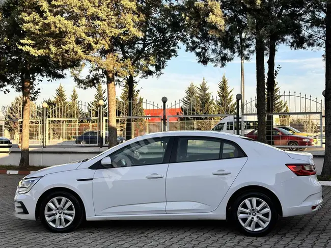 ZERAY'dan 2021 1.5 Blue dCi joy Otomatik FAZ2 K.Kartına 12 TAKST