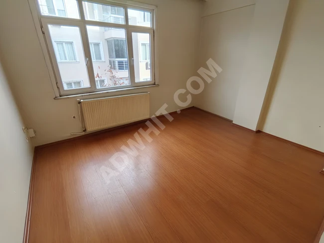 2+1 apartment for rent, on the middle floor, next to Metrobus Bahçelievler