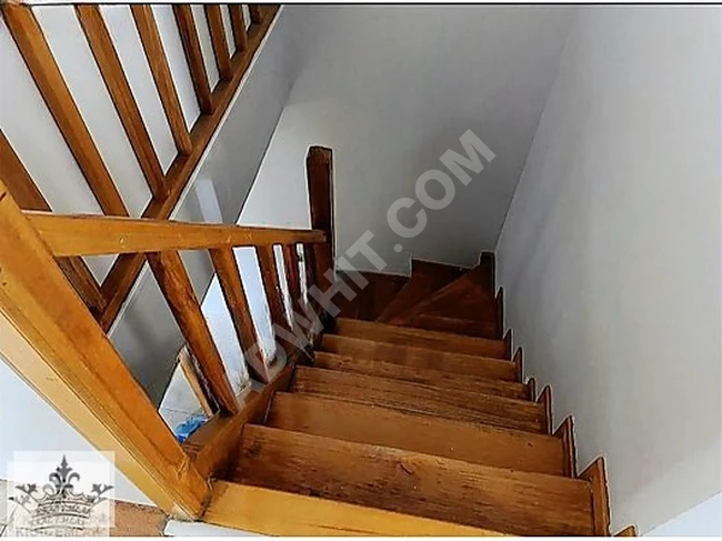 4+1 Duplex Villa for Rent, Clean, Painted, with Garden, in FLORYA BASINKÖY