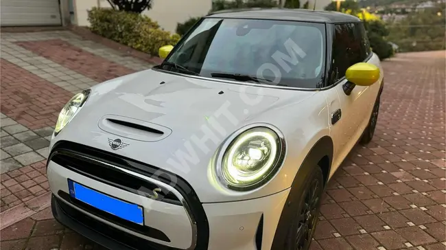 سيارة MINI Cooper موديل 2023 كهربائية حزمة كاملة بدون أخطاء أو طلاء