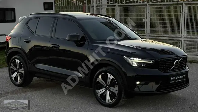 ÖZEL SERİ-2023 VOLVO XC40 Recharge Hybrid-262 HP-BOYASIZ-içi BEJ