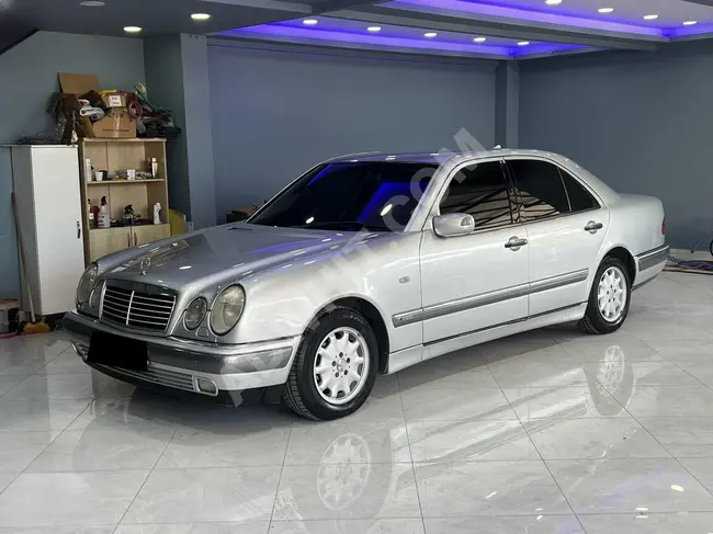 DENDEN AUTO'DAN MERCEDES E200 ELEGANCE