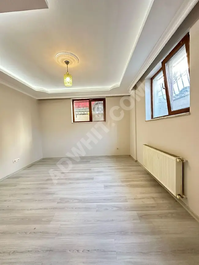 Beylıkdüzü Kavaklıda 1+1 Boş Yarı Bodrum Kıralık Daire Merkezde