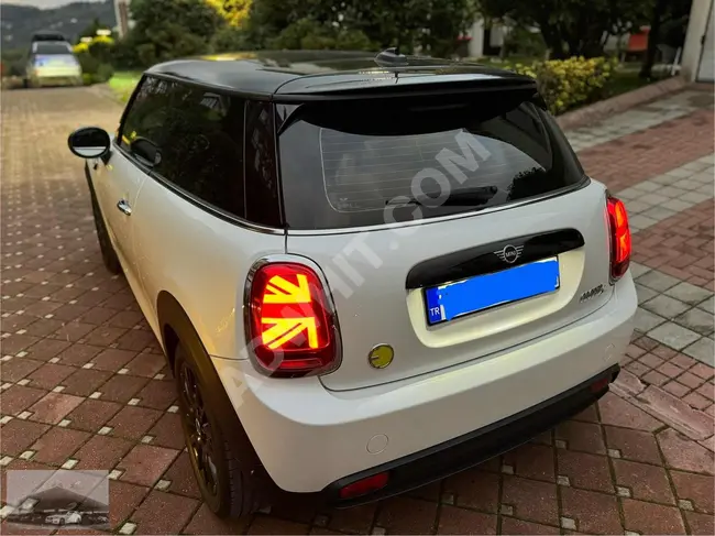 سيارة MINI Cooper موديل 2023 كهربائية حزمة كاملة بدون أخطاء أو طلاء