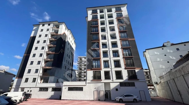 CADDE ÜZERİ SIFIR KİRALIK 2+1 ARAKAT DAİRE