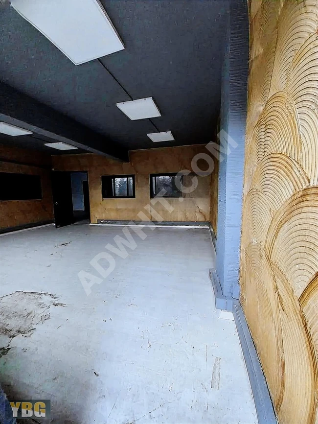 Commercial space for rent with an area of 450 square meters, consisting of 3 floors, located in the YENİBOSNA BEŞ YOL area.