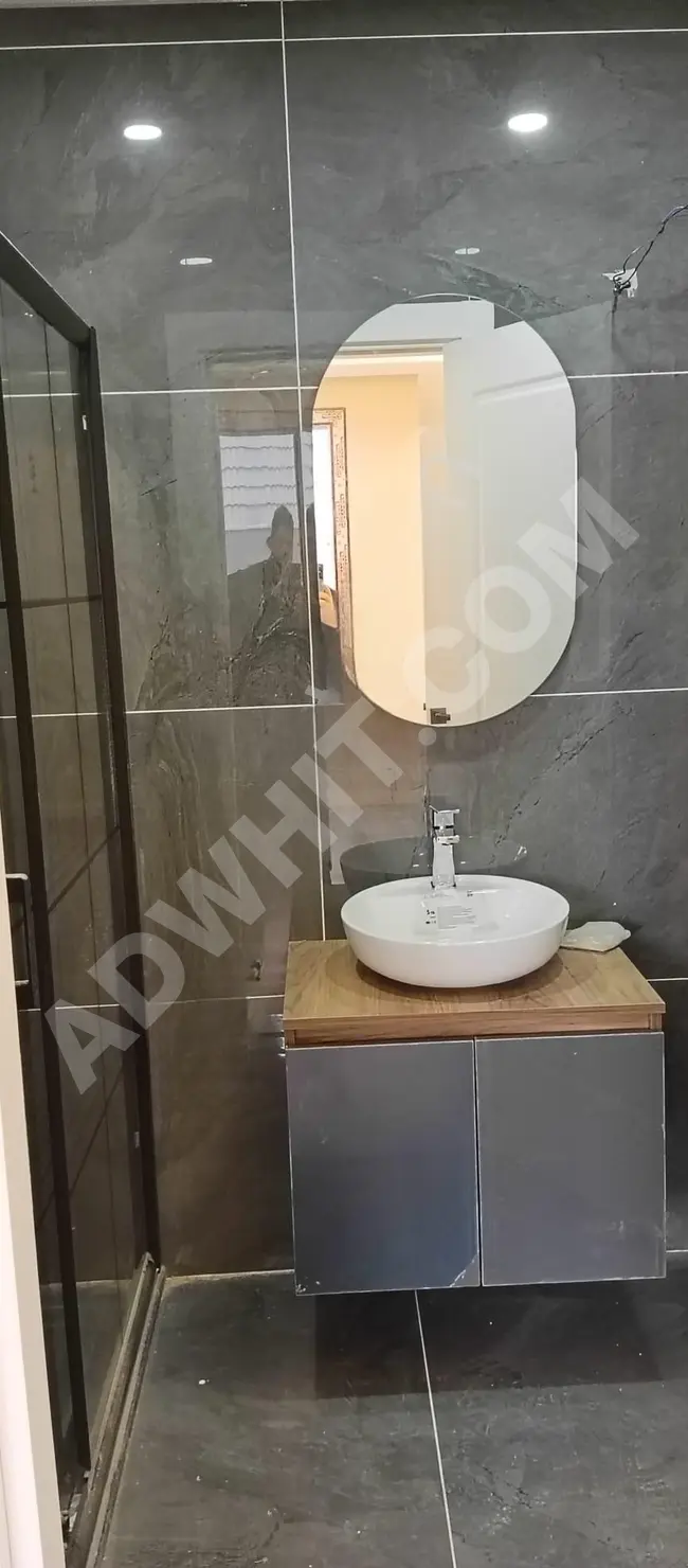 For sale: New villa 7+2 with a pool and independent in Beylikdüzü Kavaklı