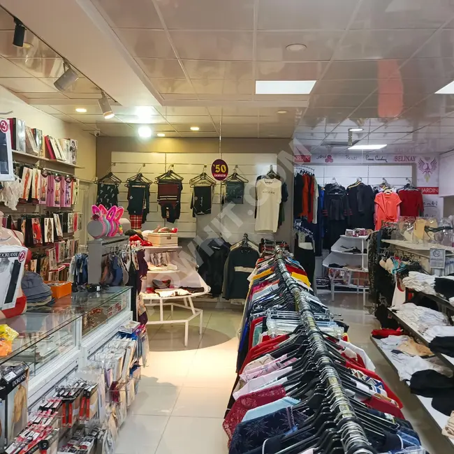 Commercial shop for sale with an area of 170 square meters in Adnan Kahveci neighborhood in Beylikdüzü