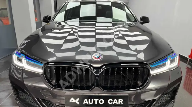 AUTO CAR'dan BMW 5.20 D premium F90 dönüşüm M5 body-kit