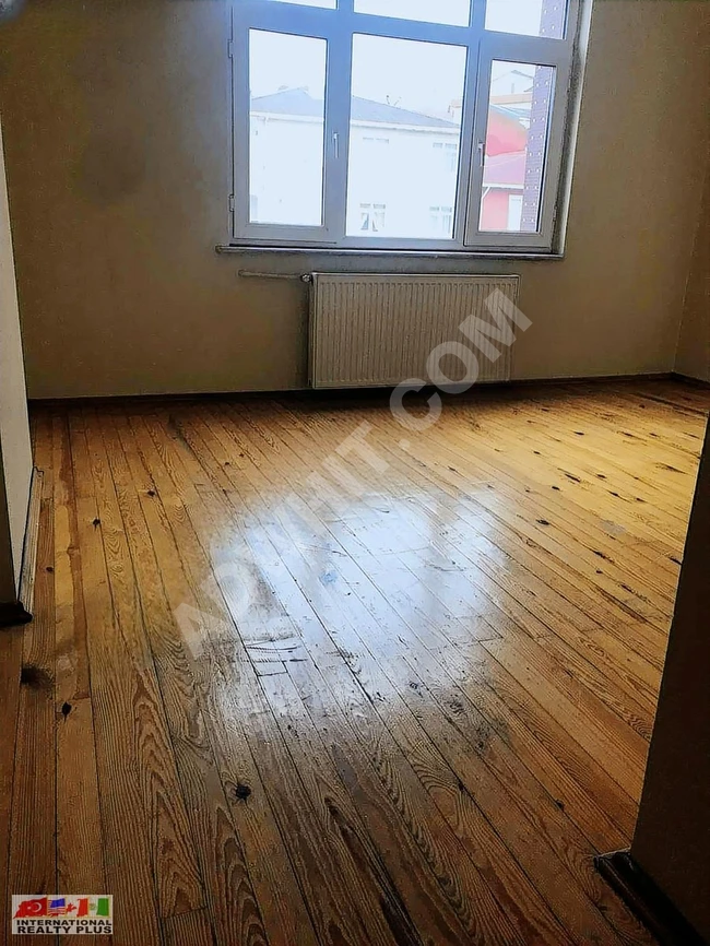 Sultanbeyli ana cadde GÜLSAN karşısı 3+1kiralık(asansörlü)