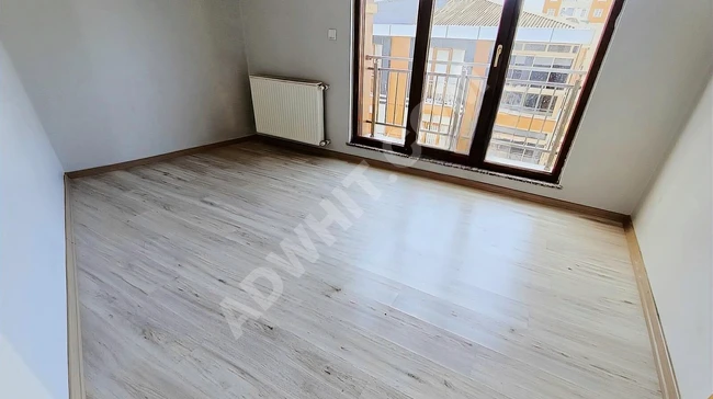 **ÇEVREM** DEN YENİMAHALLE DE 2+1 80m² BOŞ ARA KAT DAİRE