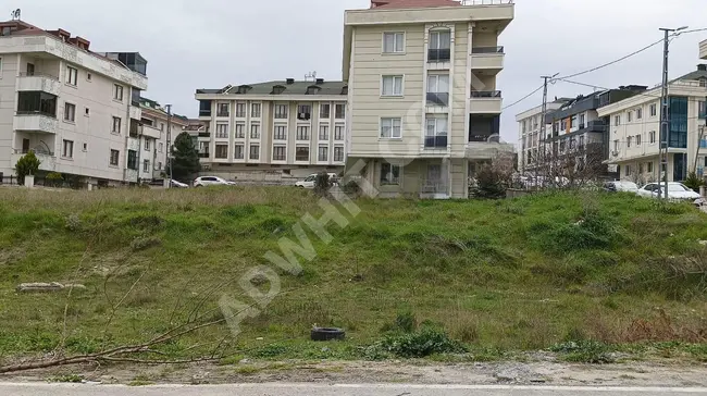 A plot of land for sale at a central location on the edge of Yaşam Vadisi in Beylikdüzü Kavaklı