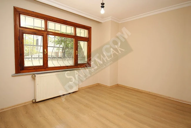 For sale: 2+1 apartment with a closed garage, 105 square meters, with a straight entrance in the center of Yayla.