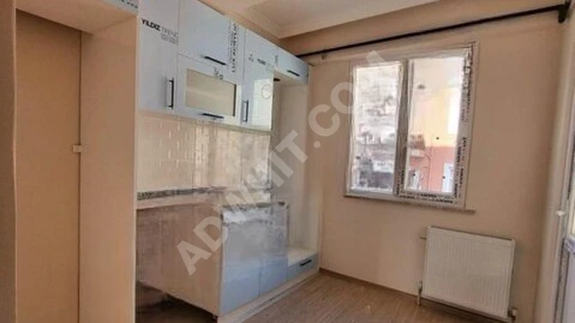 METROYA YÜRÜME MESAFESİNDE SATILIK GENİŞ 2+1 DAİRE