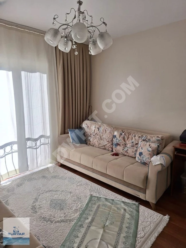 ARNAVUTKÖY KİPTAŞ KONUTLARINDA TADİLATLI 3+1 SATILIK DAİRE