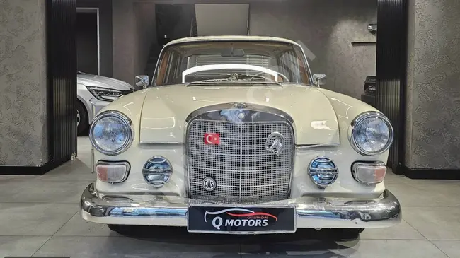 Q MOTORS I 1967 W110 MERCEDES 200