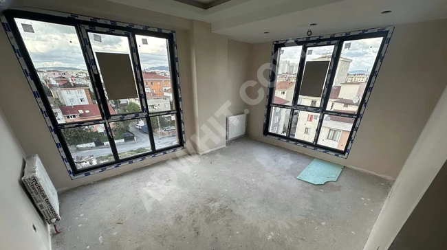 Sancaktepe emek mahallesi 2+1 80 m2 ara kat