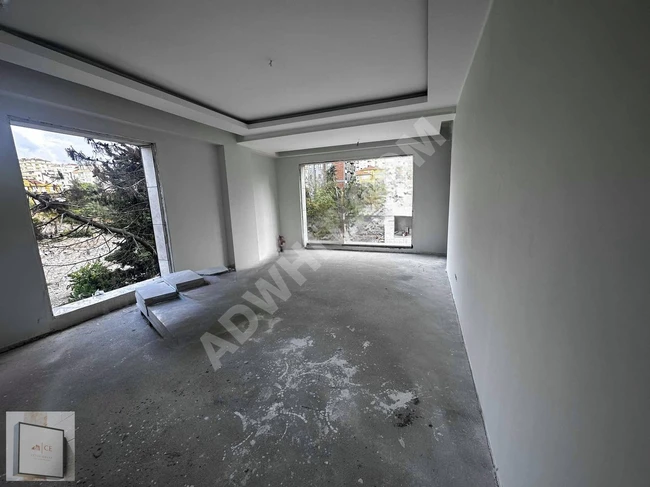 New apartment 3+1 for sale, 5 minutes away from the coast and located in the KARTAL HÜRRİYET area.