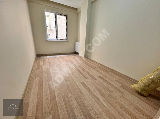 ÇEVREM'den E5 100 METRE '' BOŞ'' KULLANIMA HAZIR 2+1 85m²