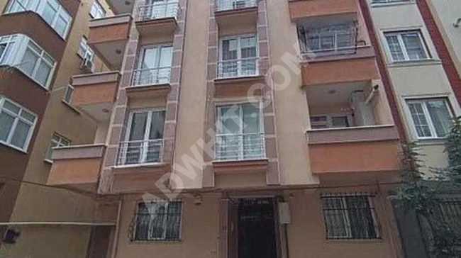 SATILIK DAİRE 2 ODA 1 SALON 15 SENELİK BİNADA 1.KAT ASANSÖRLÜ