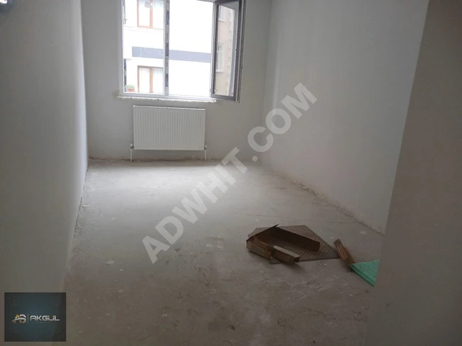 AKGÜLDEN 2+1 DAİRE ARAKAT KAT 2 / 70M2