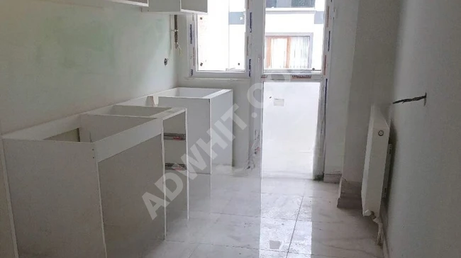 AKGÜLDEN 2+1 DAİRE ARAKAT KAT 2 / 70M2