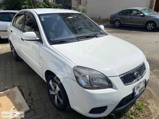 KIA RIO Model 2010 SEDAN 1.5 CRDI TREND